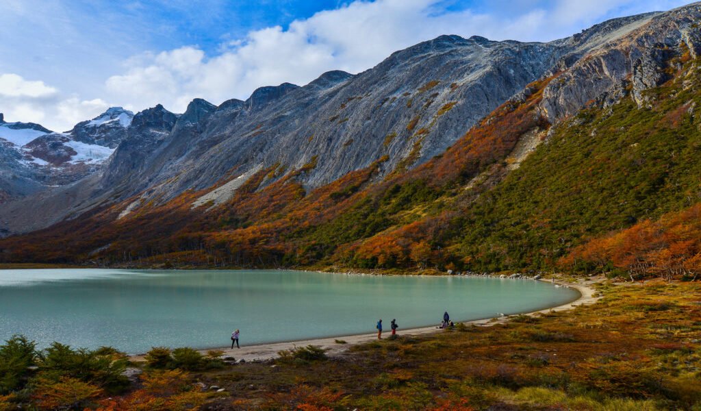Laguna Esmeralda:  trekking en el corazón de Ushuaia