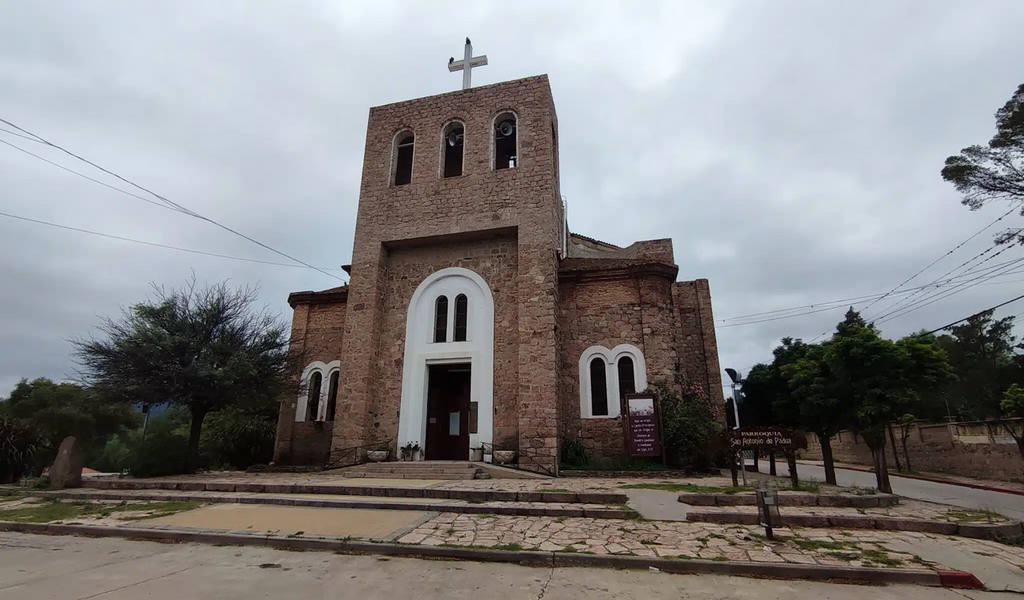 CAPILLA DEL MONTE. SENDEROS QUE INVITAN A UNA AVENTURA