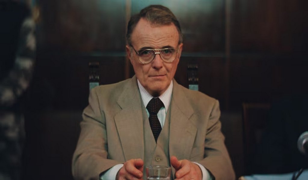 Machín como el odontólogo Ricardo Barreda, femicida múltiple. Amazon Prime Video
