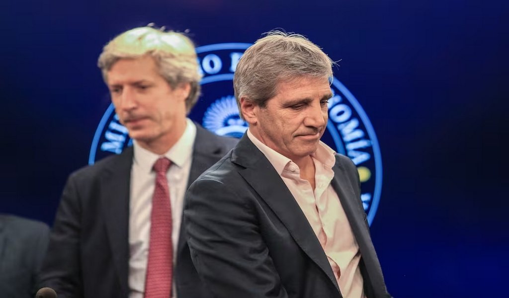 Luis Caputo y Santiago Bausili. noticias argentinas
