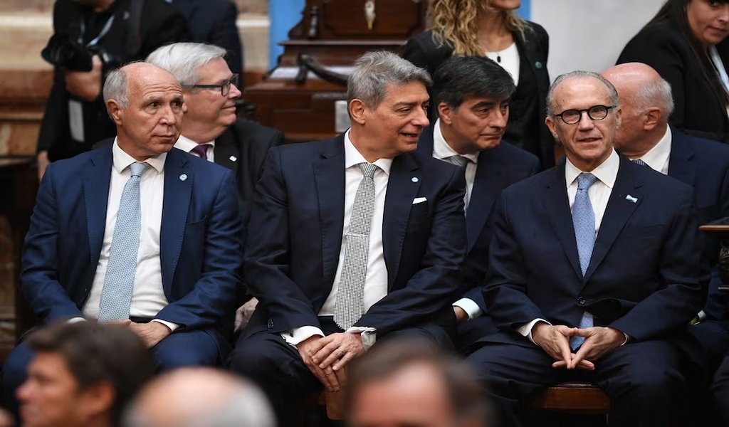 corte suprema.  Comunicacion Senado