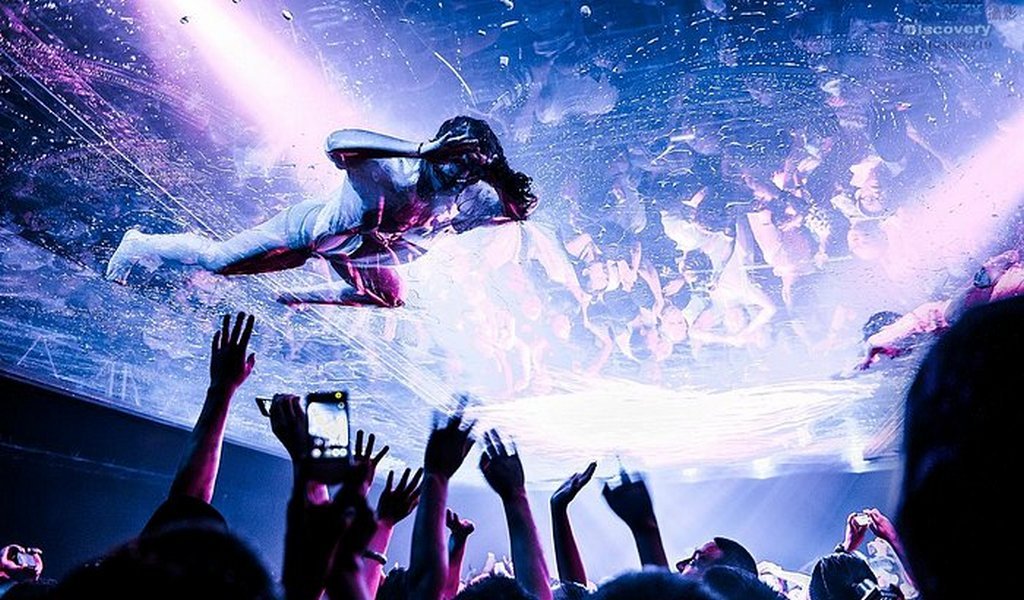 FUERZA BRUTA  AVEN