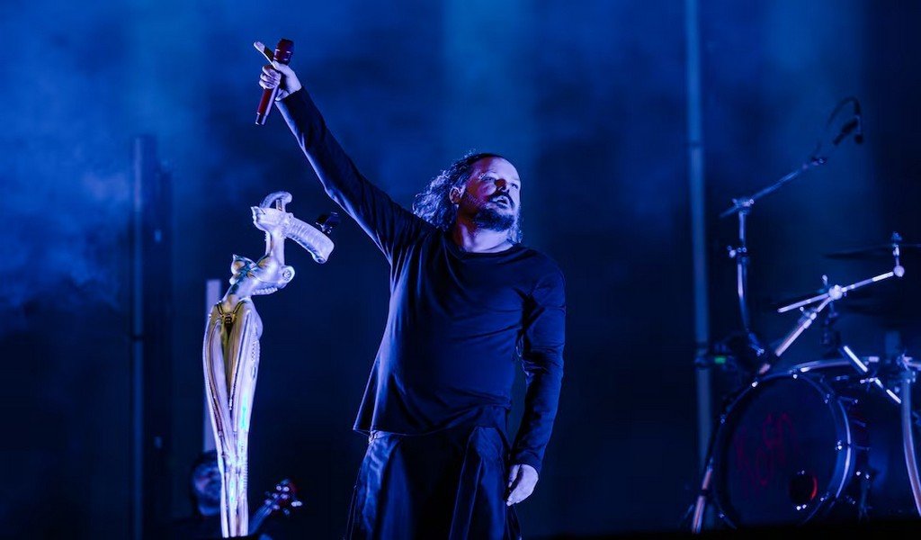 Korn le ganó la batalla al tiempo en su regreso a Buenos Aires